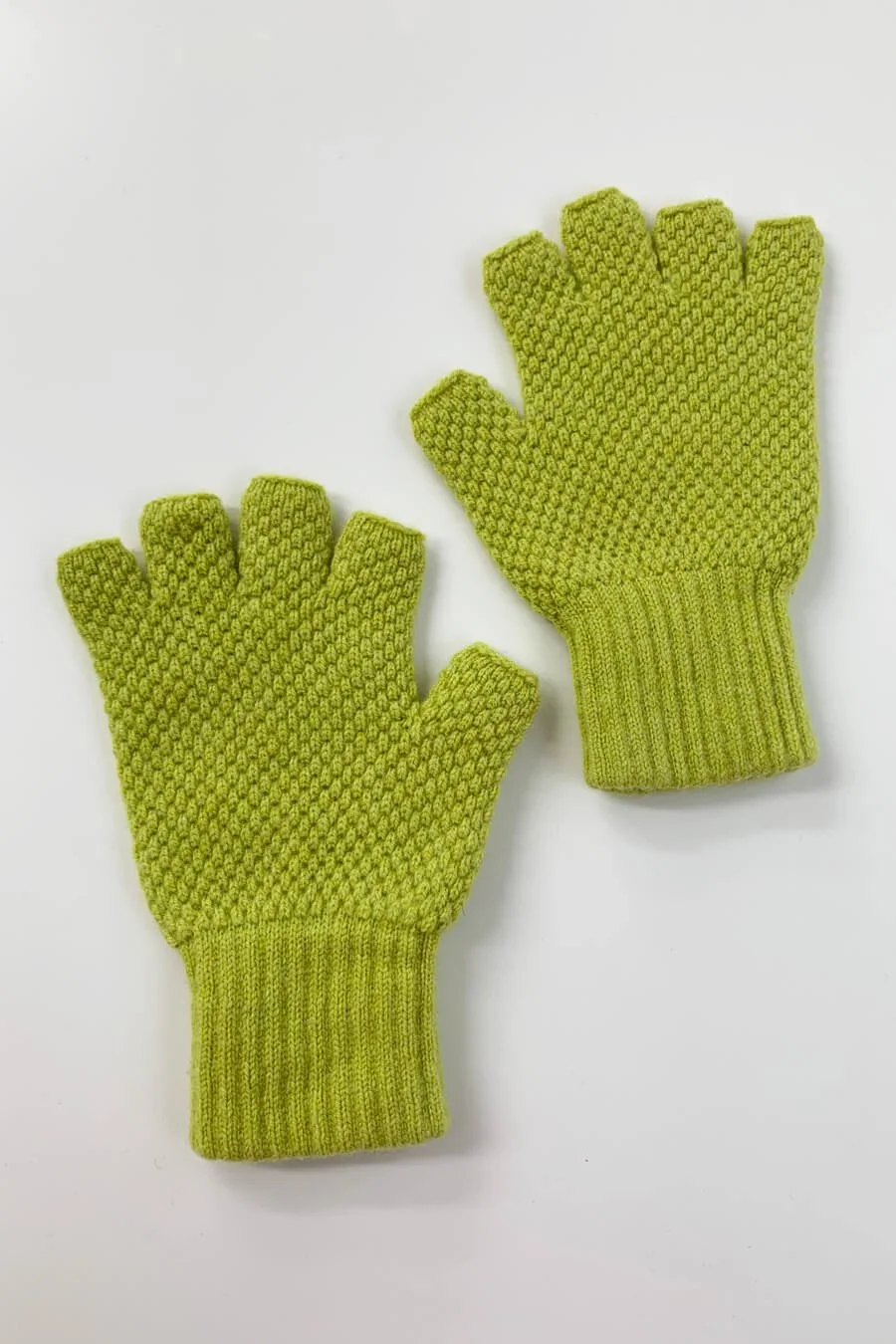 Larch Wool fingerless gloves by Collingwood-Norris.jpg