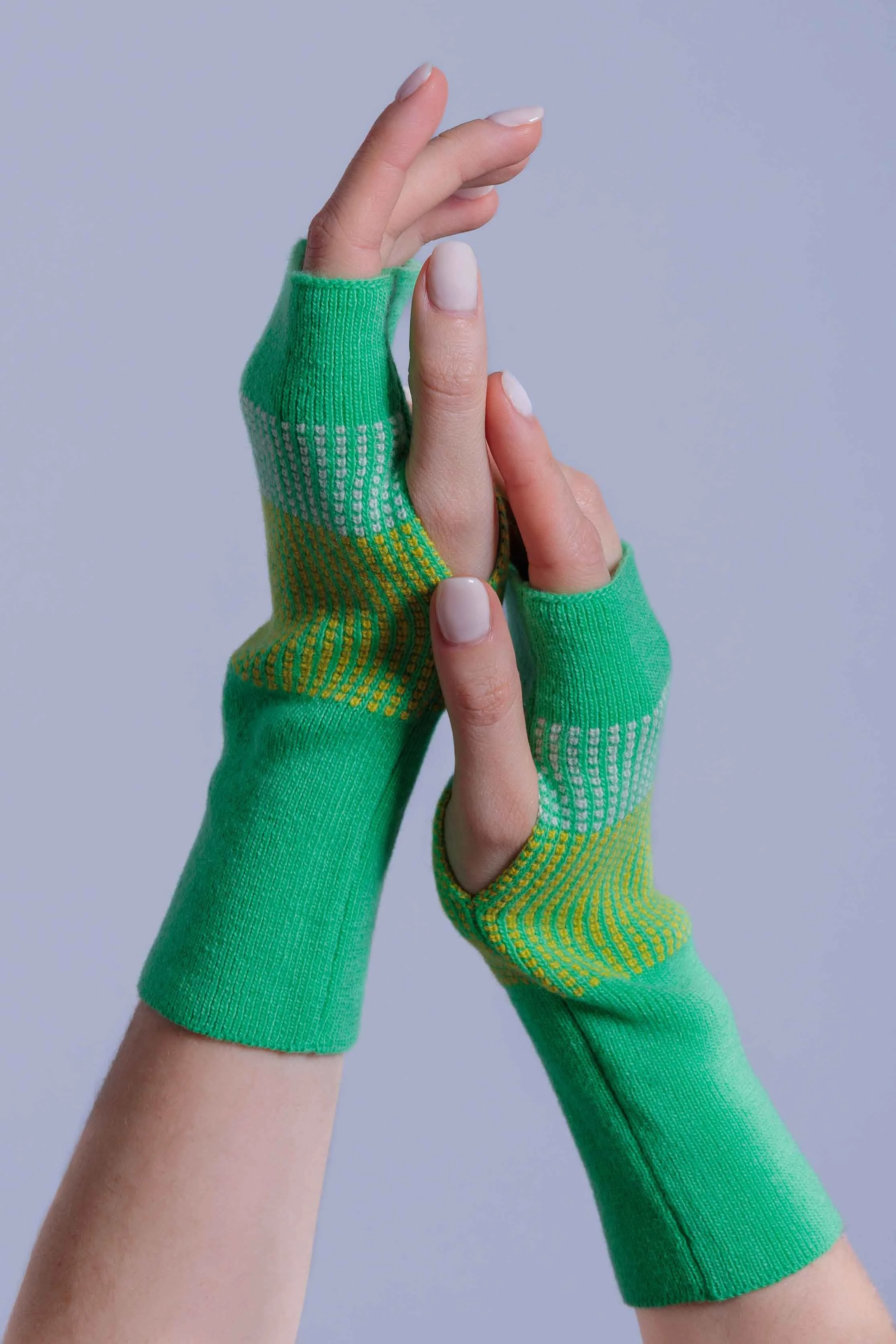 Fingerless Mitts: Sanna