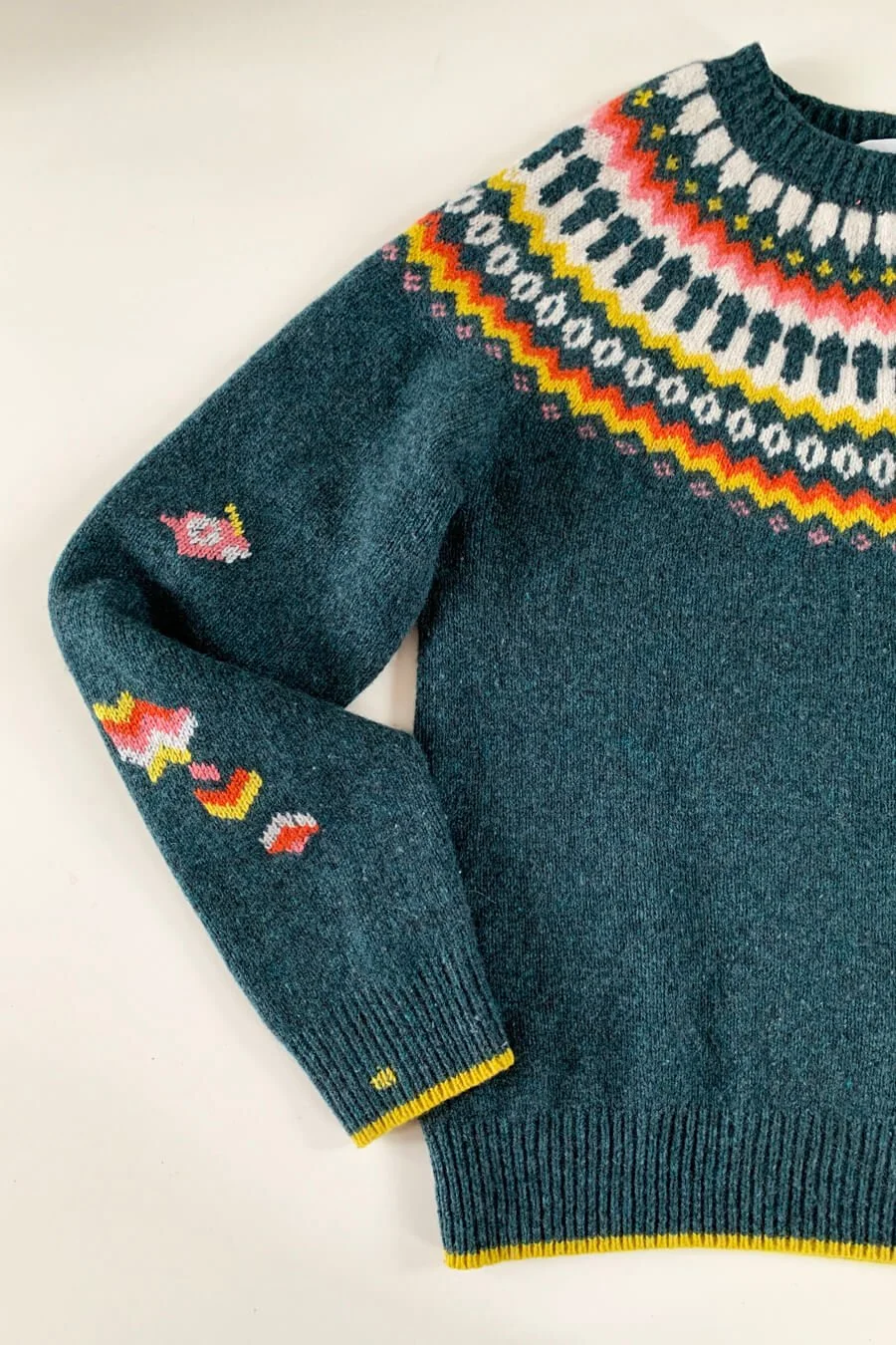 Visible mending workshop with Collingwood-Norris.jpg