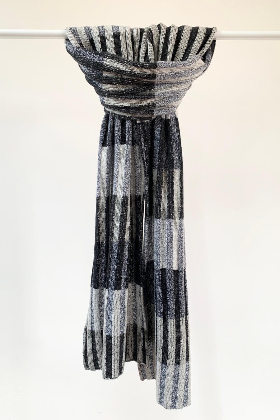 Grey striped Scottish cashmere scarf by Collingwood-Norris