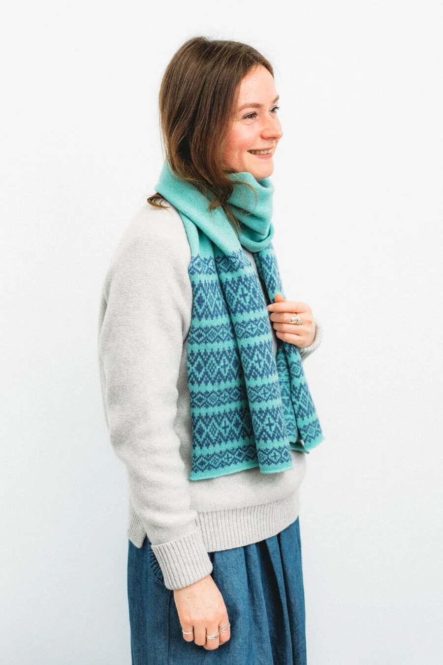 Aqua blue lambswool scarf made in Scotland by Collingwood-Norris.jpg