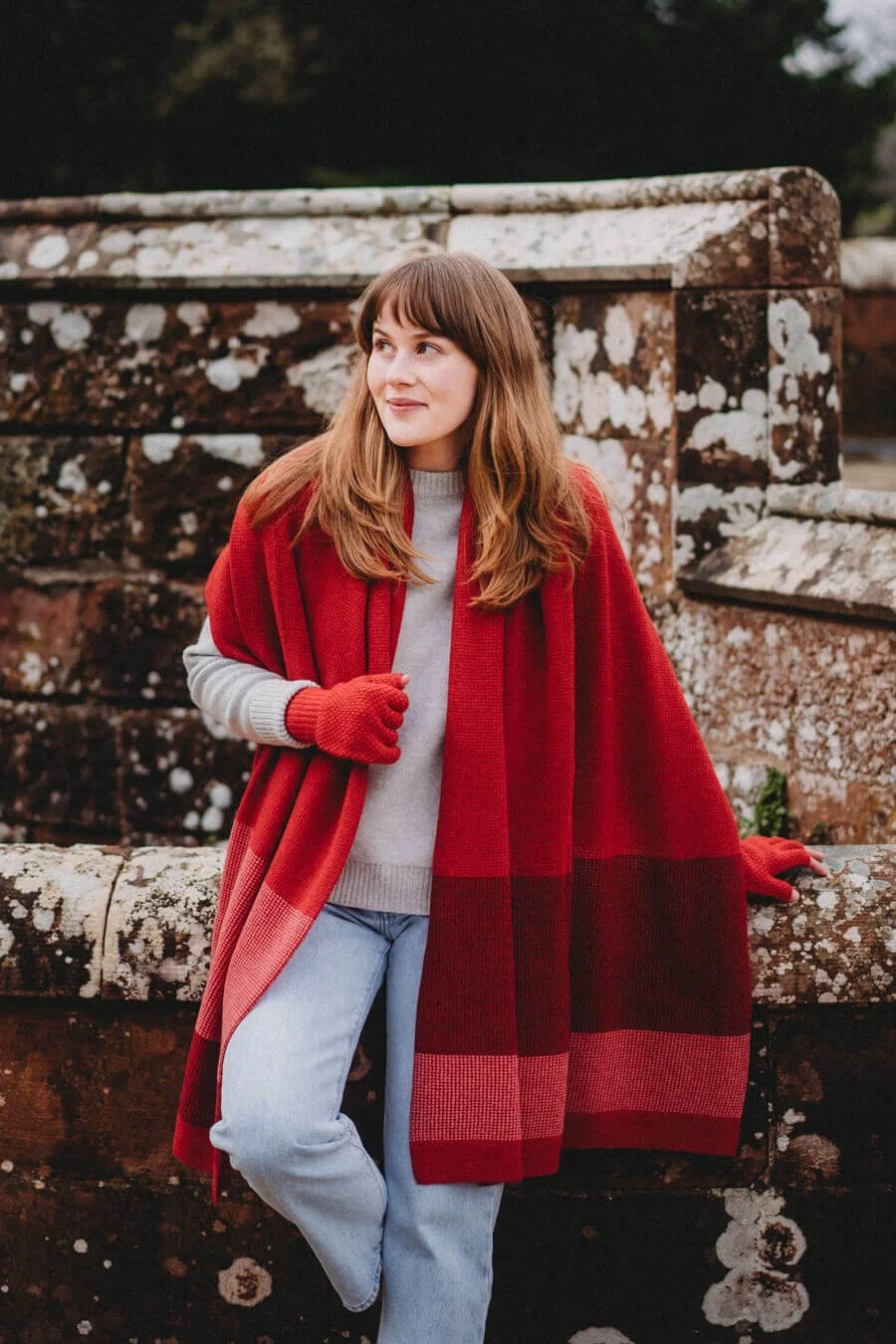 Red lambswool stole by Collingwood-Norris.jpg