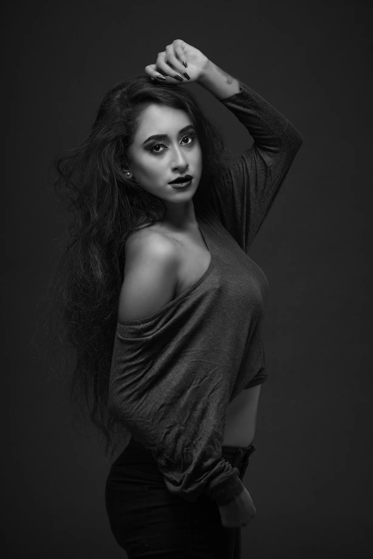 SANIKA0604 b&W.jpg