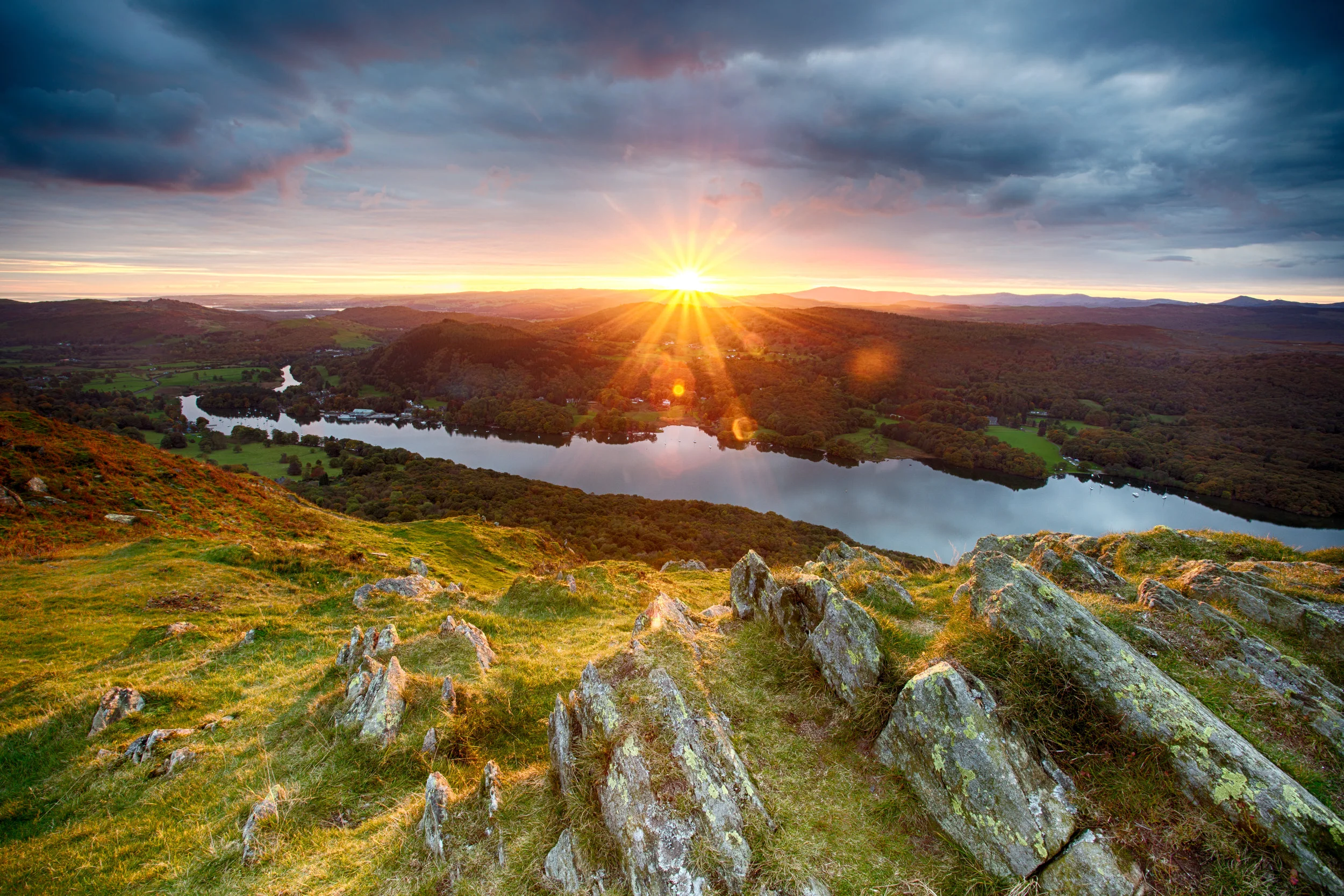 Back Behind the Lens: Choosing the Right Wedding Photographer