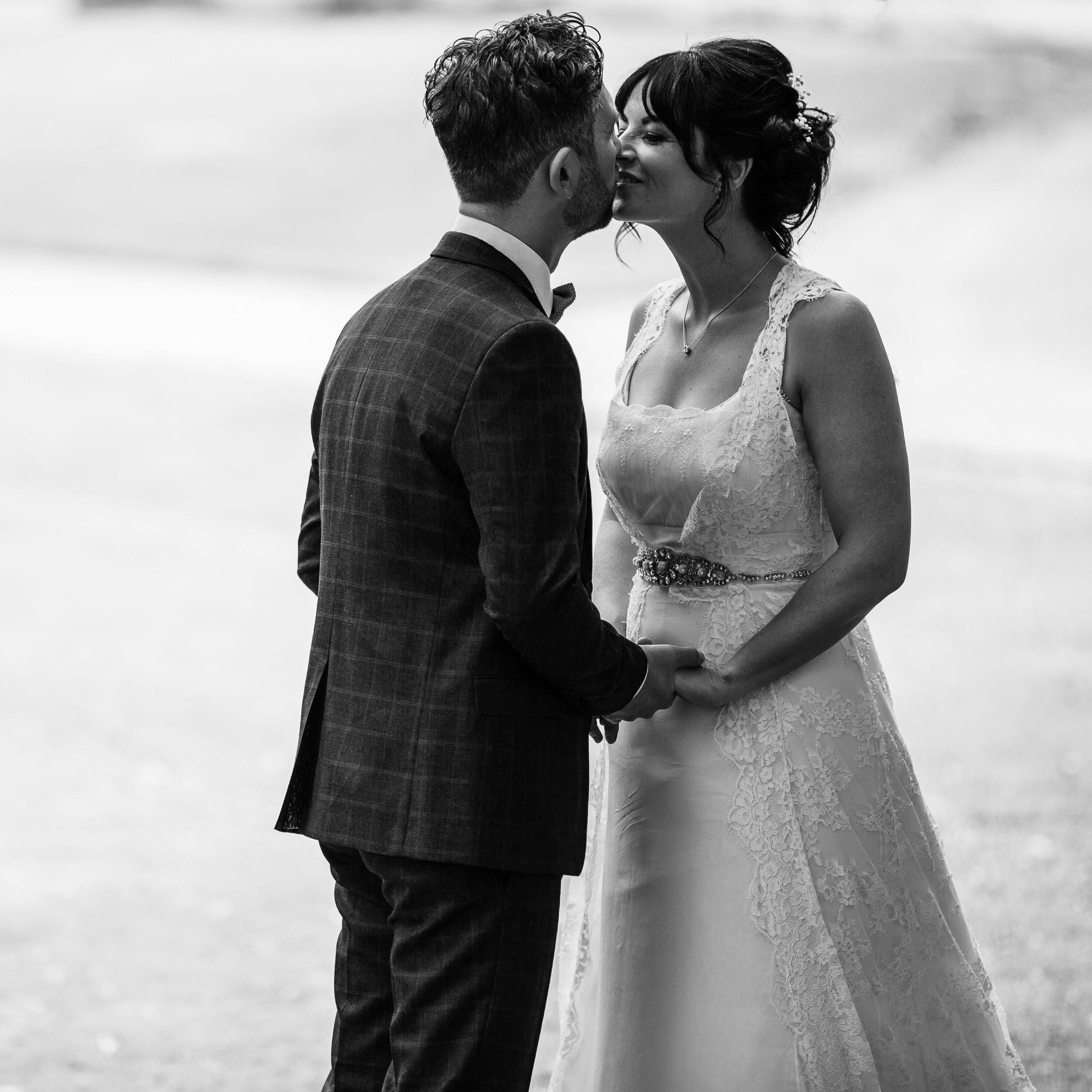 How to Choose the Right Wedding Photographer in Milton Keynes