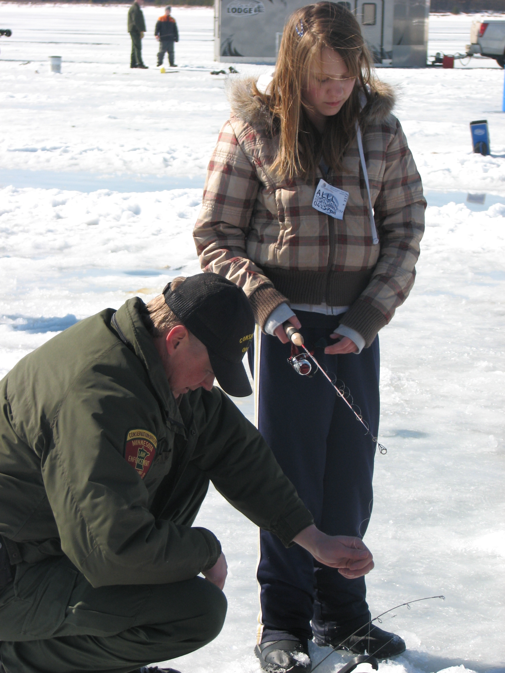 2009 kid ice fishing 5.JPG