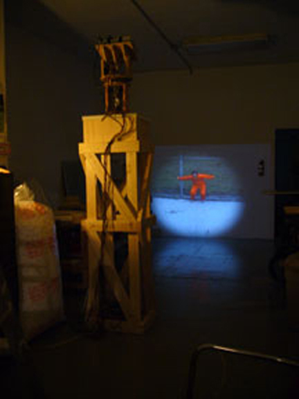 Projektor. Tower and projection.