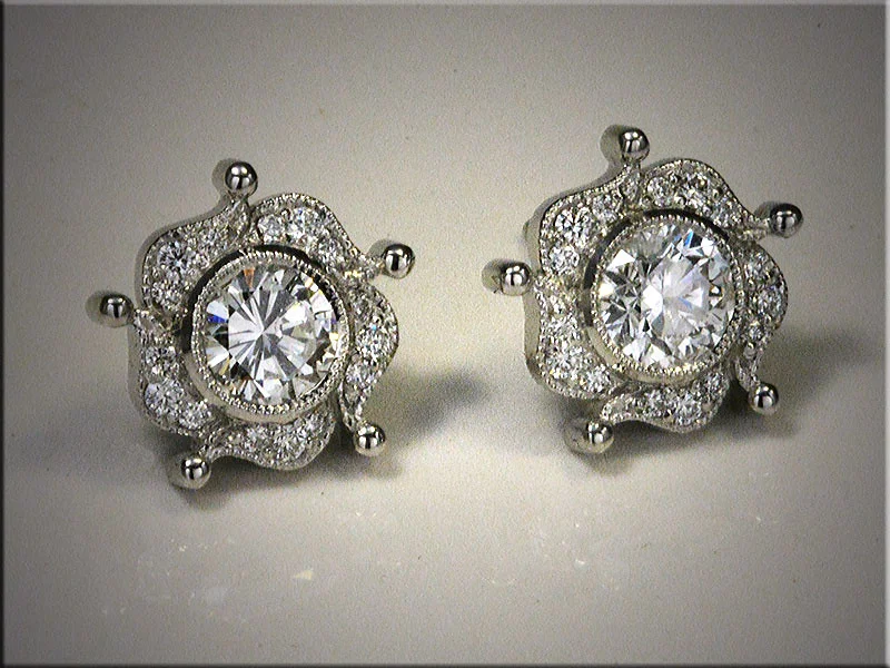 Diamond fashion earrings. p565-L.jpg