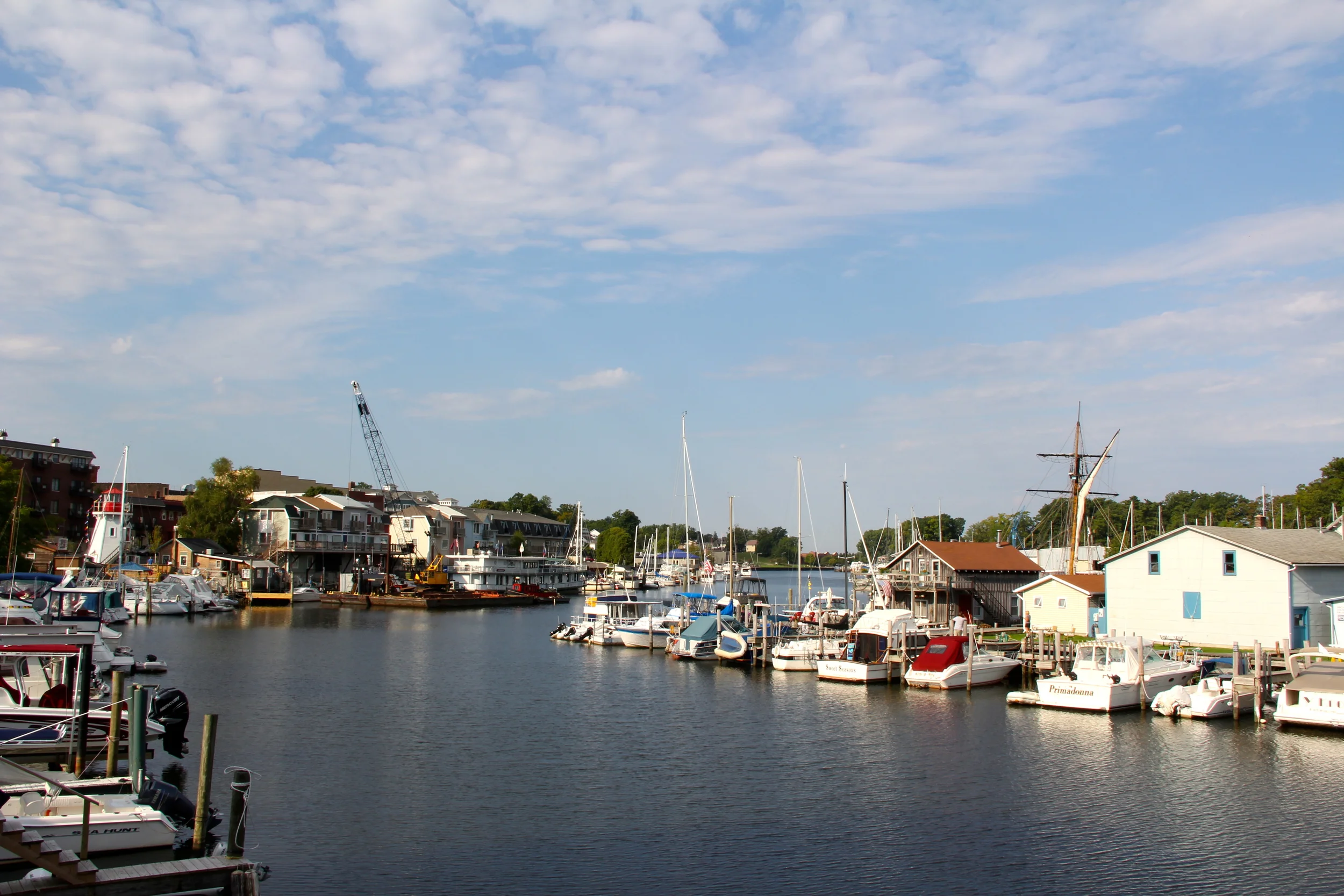  Take a short stroll into downtown South Haven to enjoy restaurants, shops and a movie theater. 