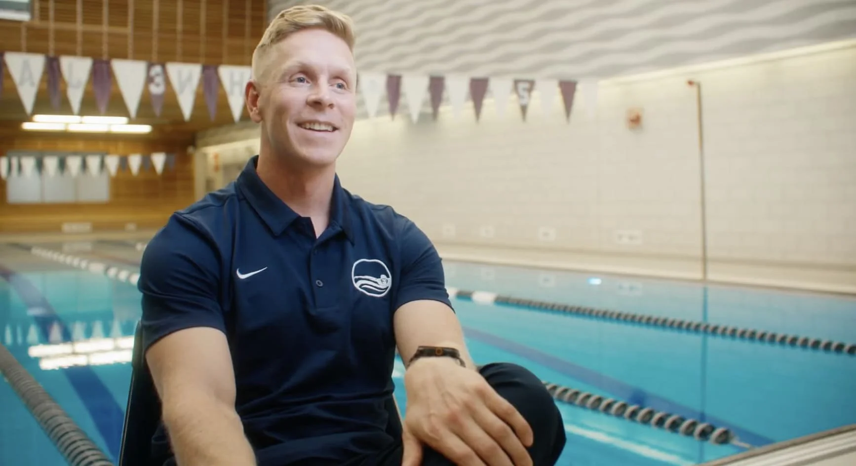 Swim coach Dan Daly discussing collagen for swimmers and sports recovery