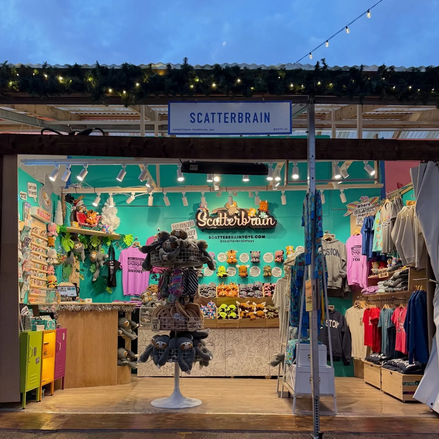 Despite the weather being yucky today, Boston&hellip; You still showed up. 🎄✨❄️ 

Snowport open up at 3 PM today due to the intense rain and wind gusts, and we are open till 9 PM tonight! Come stop by, shop, and enjoy a perfectly pleasant warm eveni