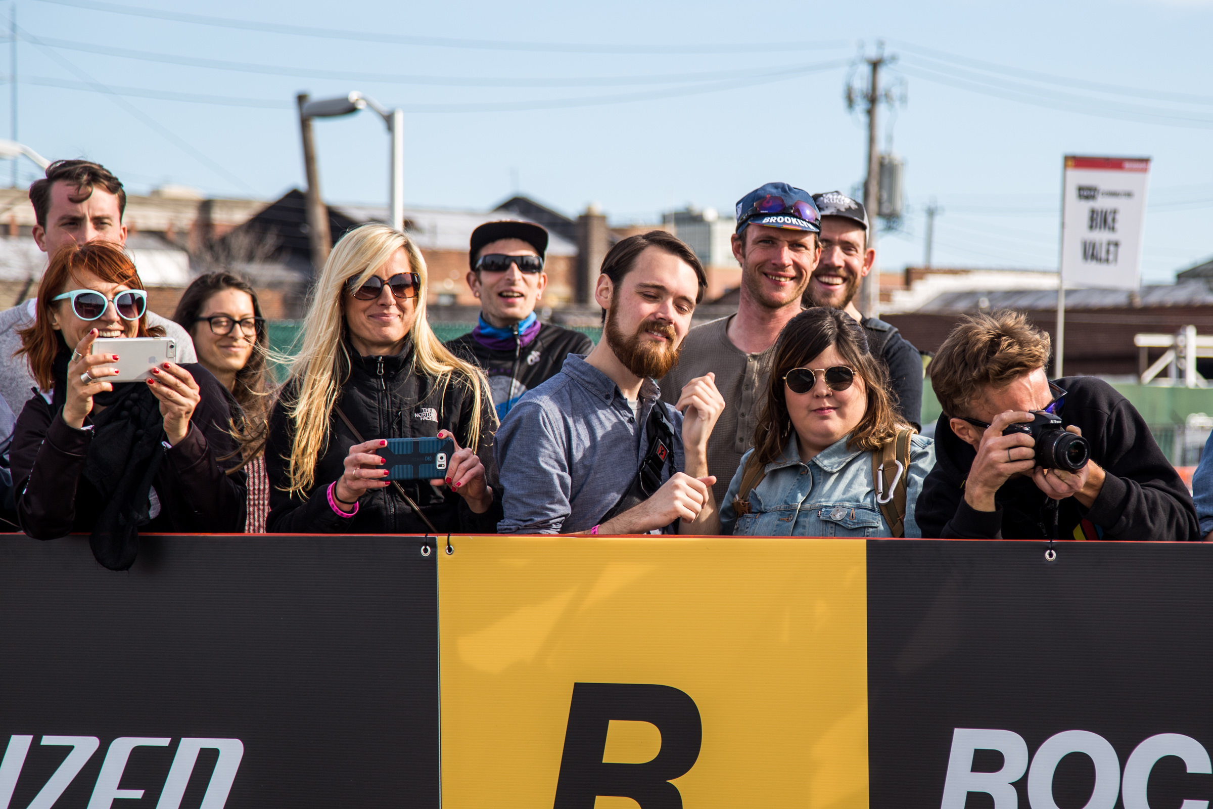 Female spectators at RHC 9 in Brooklyn, photo courtesy of @Tornanti_cc