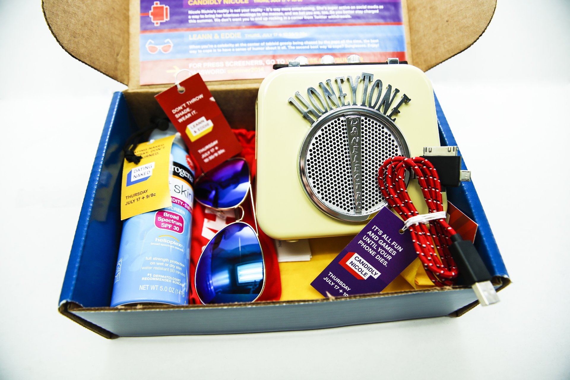 V_VH1_SURVIVAL_KIT_2nd011.jpg