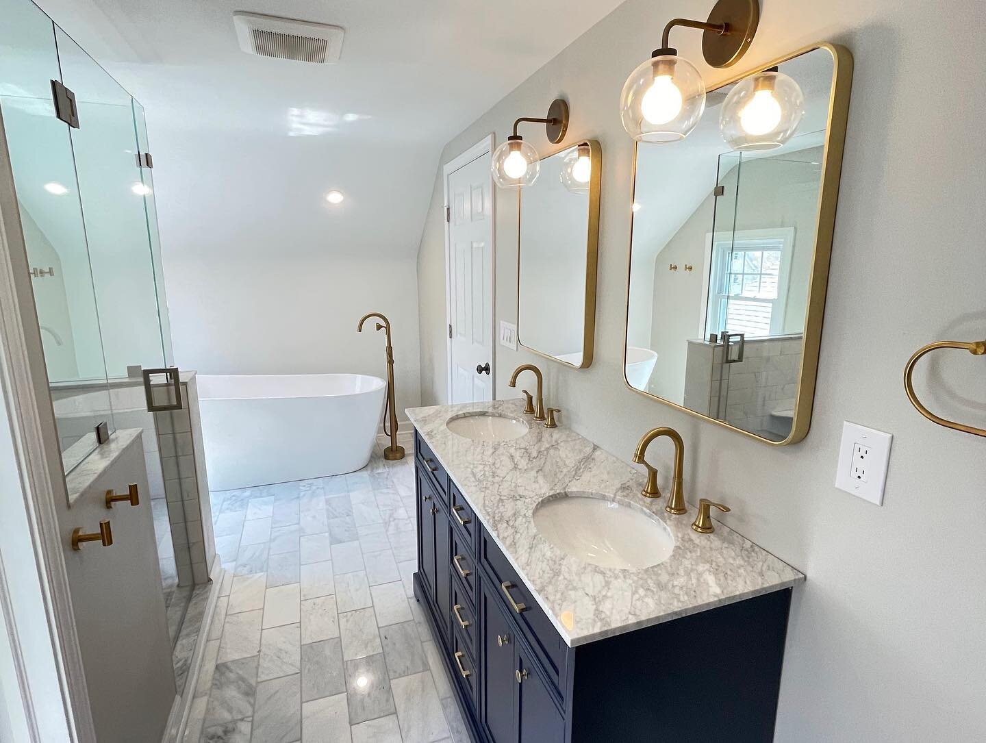 This project began with a large open third floor attic space that was transformed into a beautiful primary bedroom suite. This projected included a luxury on-suite bathroom with walk-in shower, water closet, double sink vanity and free standing tub. 