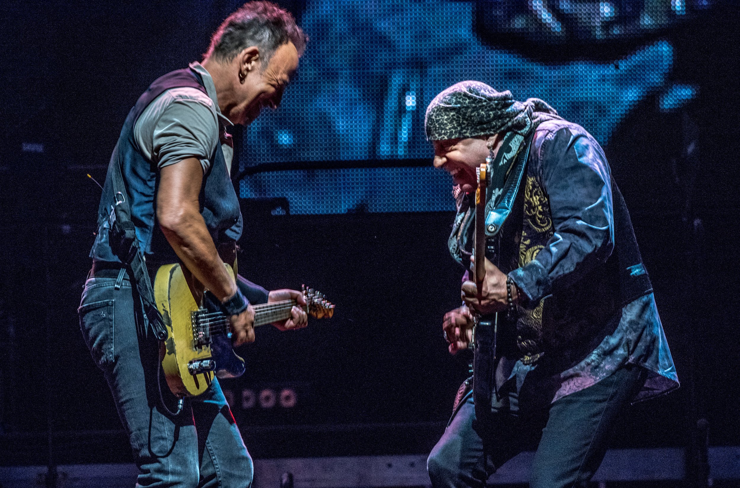Springsteen_GilletteSept14_16-9334.jpg