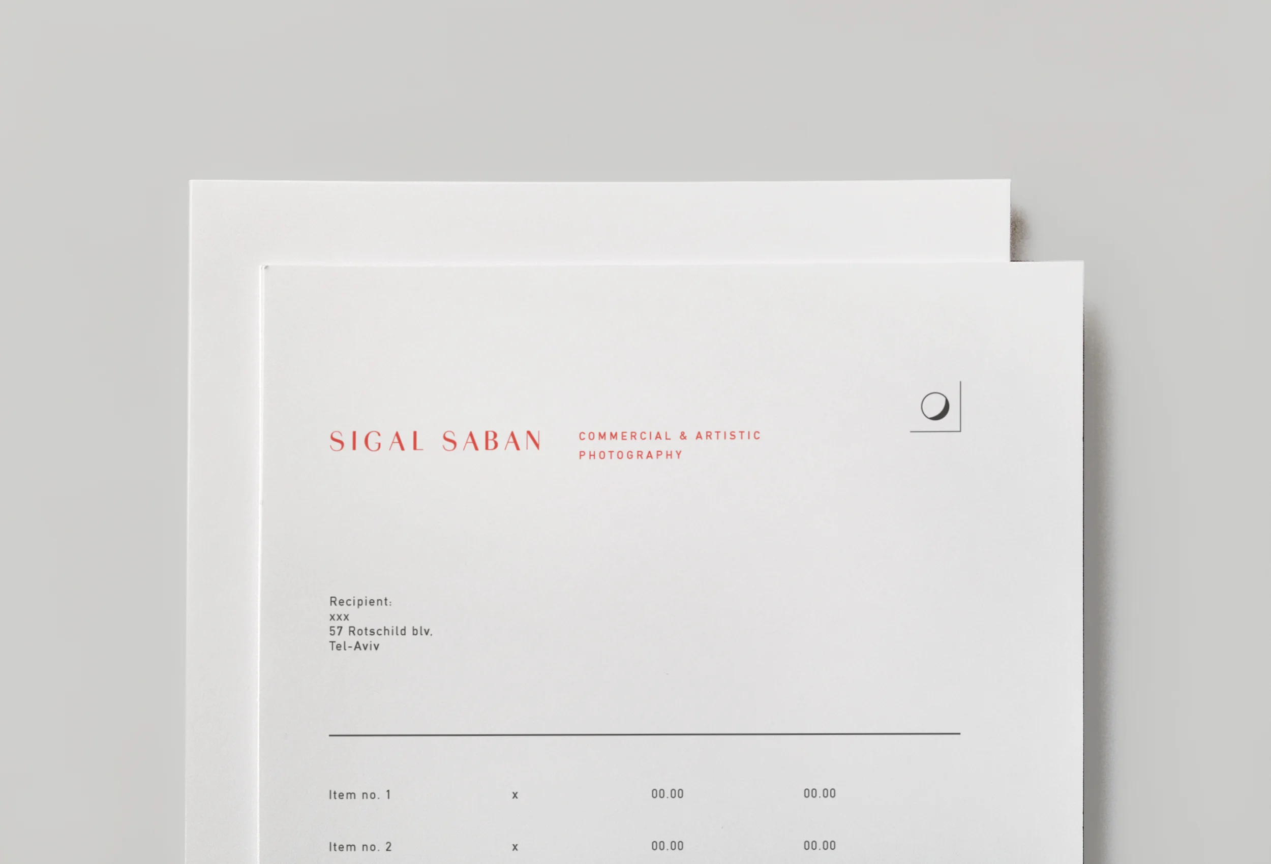 02_Close-Up Mock-Up.jpg