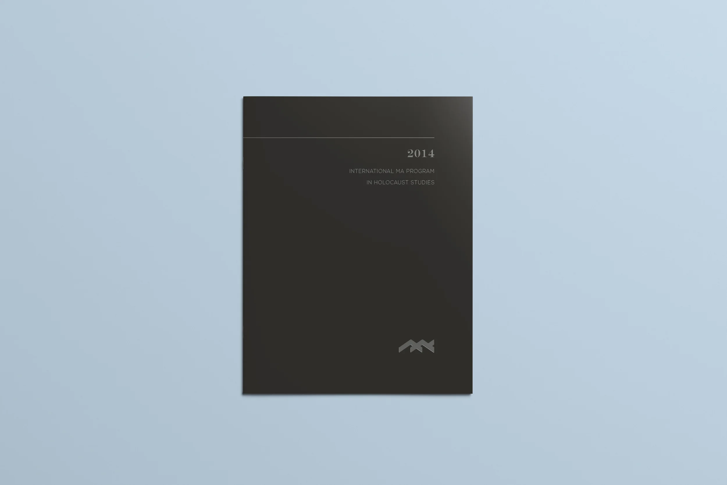 Angle 90 - Cover Closed.jpg