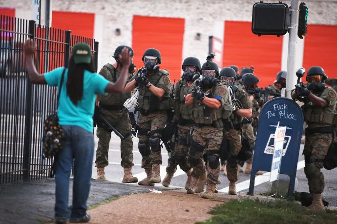 ferguson-police.jpg