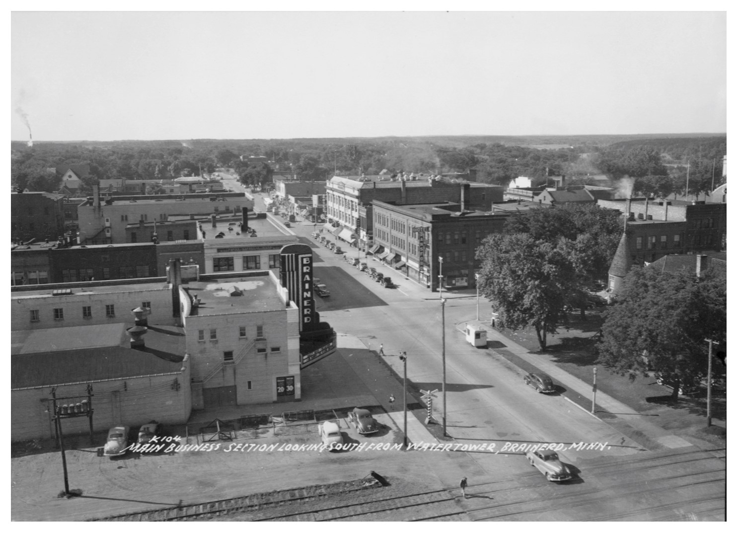 South 6th Street in a prior era. Almost all of the buildings seen in this photo have been demolished to provide parking.