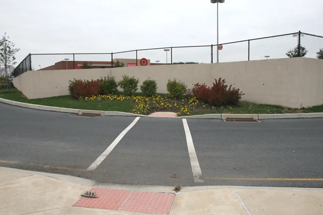 The famous&nbsp;crosswalk to nowhere