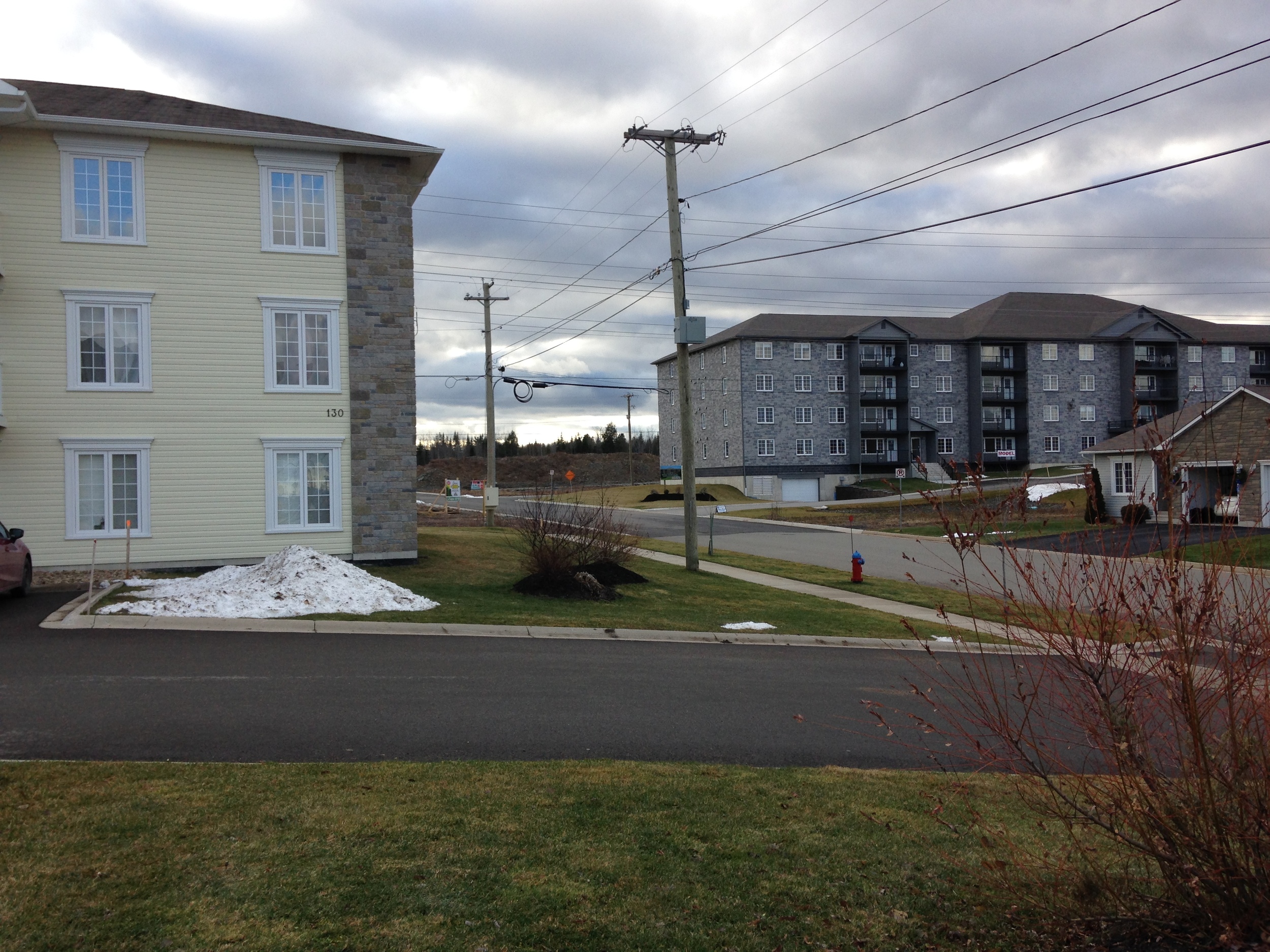 Garden apartments next to single family homes (Bishop Drive area, Fredericton)