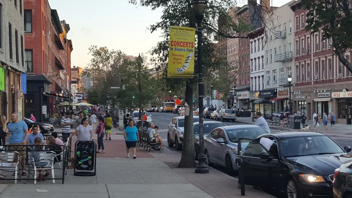 Americans Want Walkable Neighborhoods