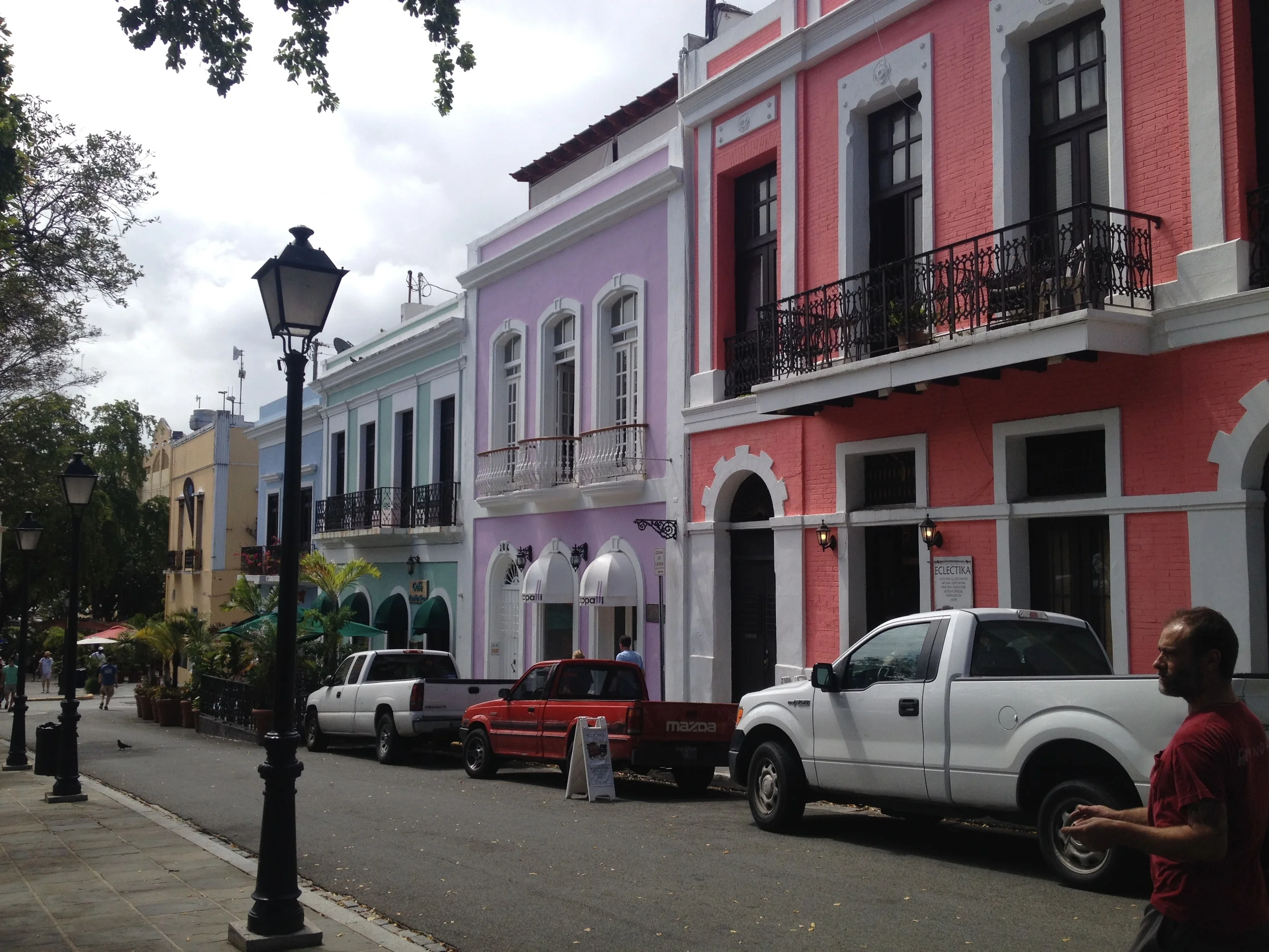 Historic Neighborhoods and Modern Transportation in Puerto Rico