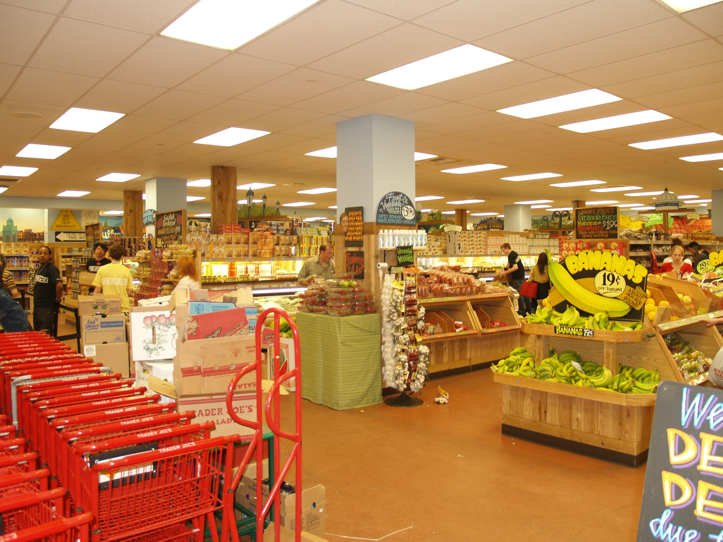 Image of Trader Joe's, from Wikimedia