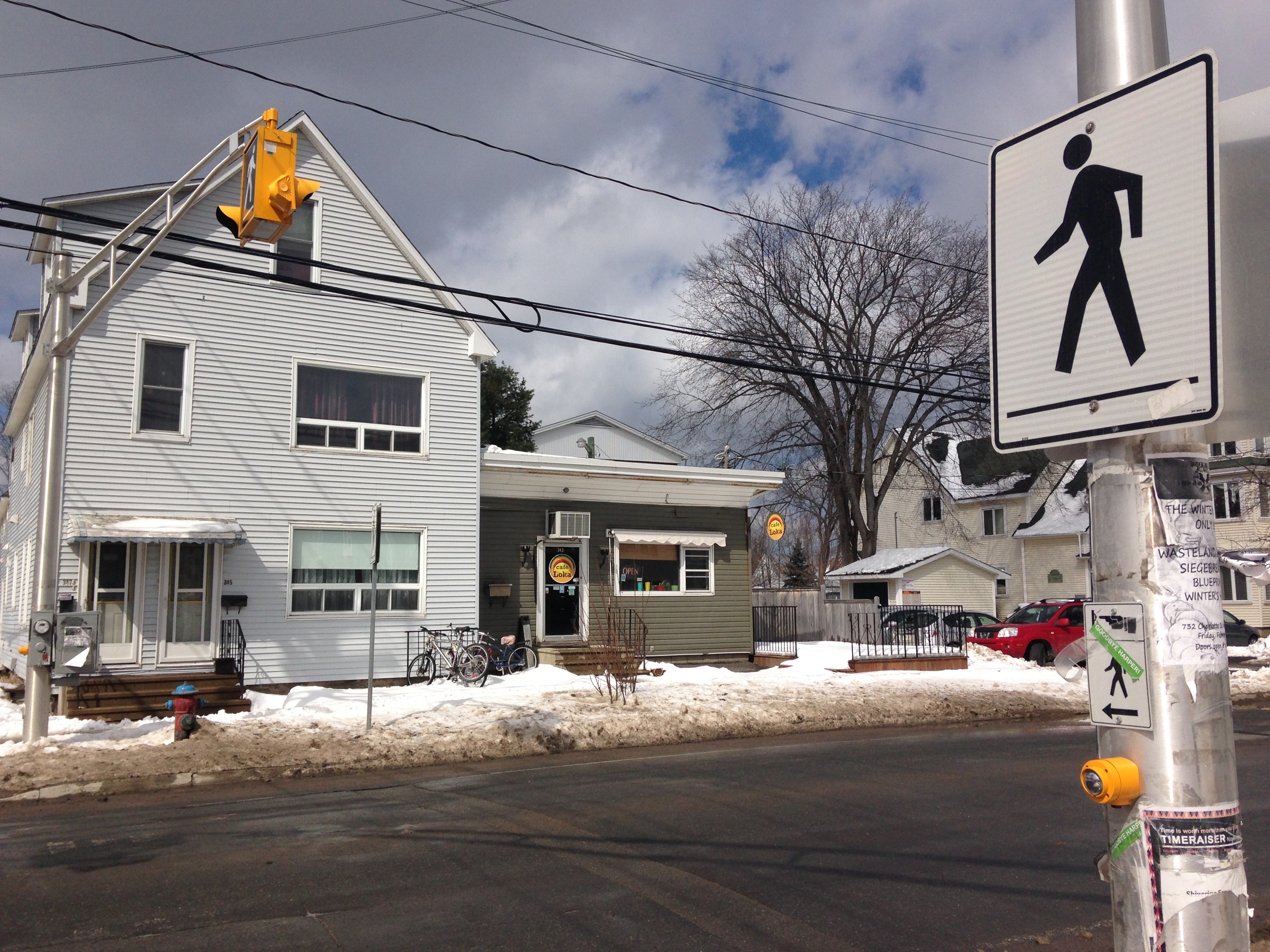 Signalized Crossing