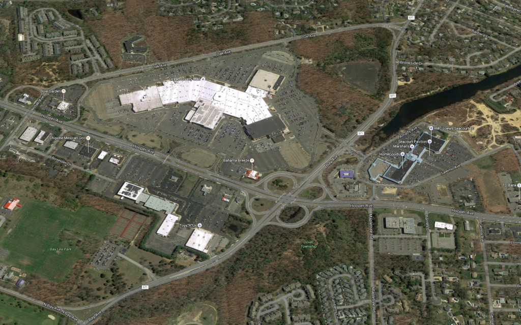 The new shopping mall. (image from Google Maps)
