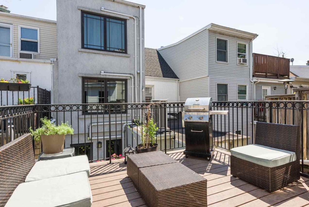 Instead of a backyard, it looks like you get a rooftop terrace.