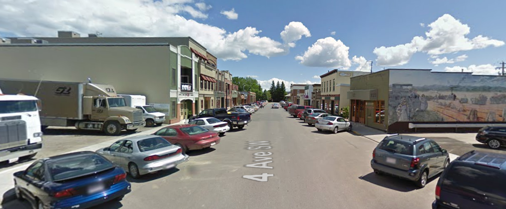 4th Avenue in High River, June 2009 (from Google Streetview )