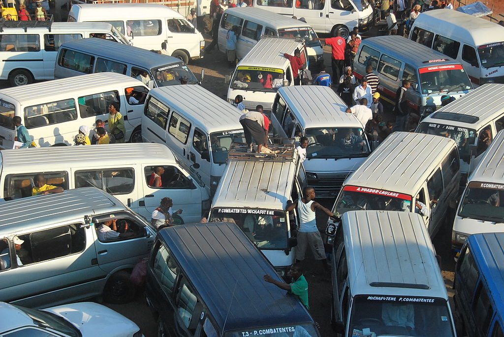 Traffic jam, Maputo, Mozambique. Source: Wikimedia Commons.