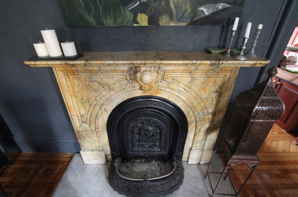 6fireplace.jpg