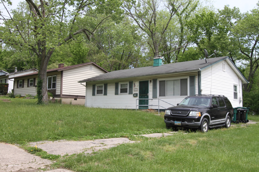 As Strong Towns member and contributor Johnny Sanphillippo pointed out in a recent article , these tract homes were once symbols of status and modernity.