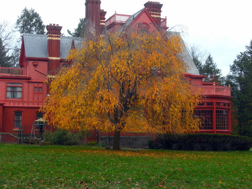 Glenmont, Thomas Edison's house in Llewelyn Park, NJ. (Source: Wikipedia)