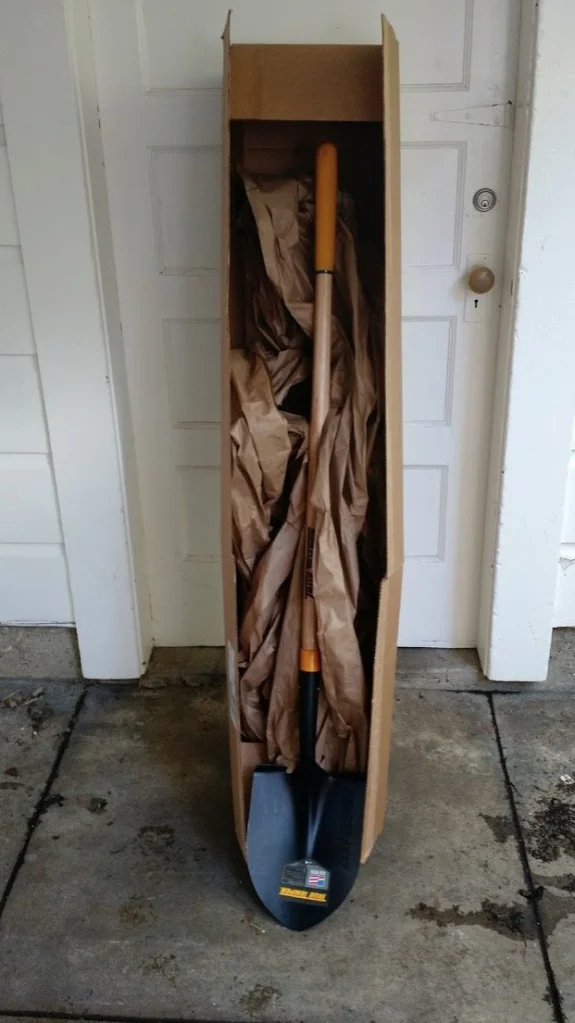 1shovel.jpg