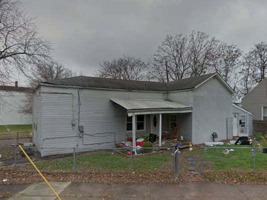 Property at 1600 Bank St. prior to renovation (Photo courtesy Kertis Creative)