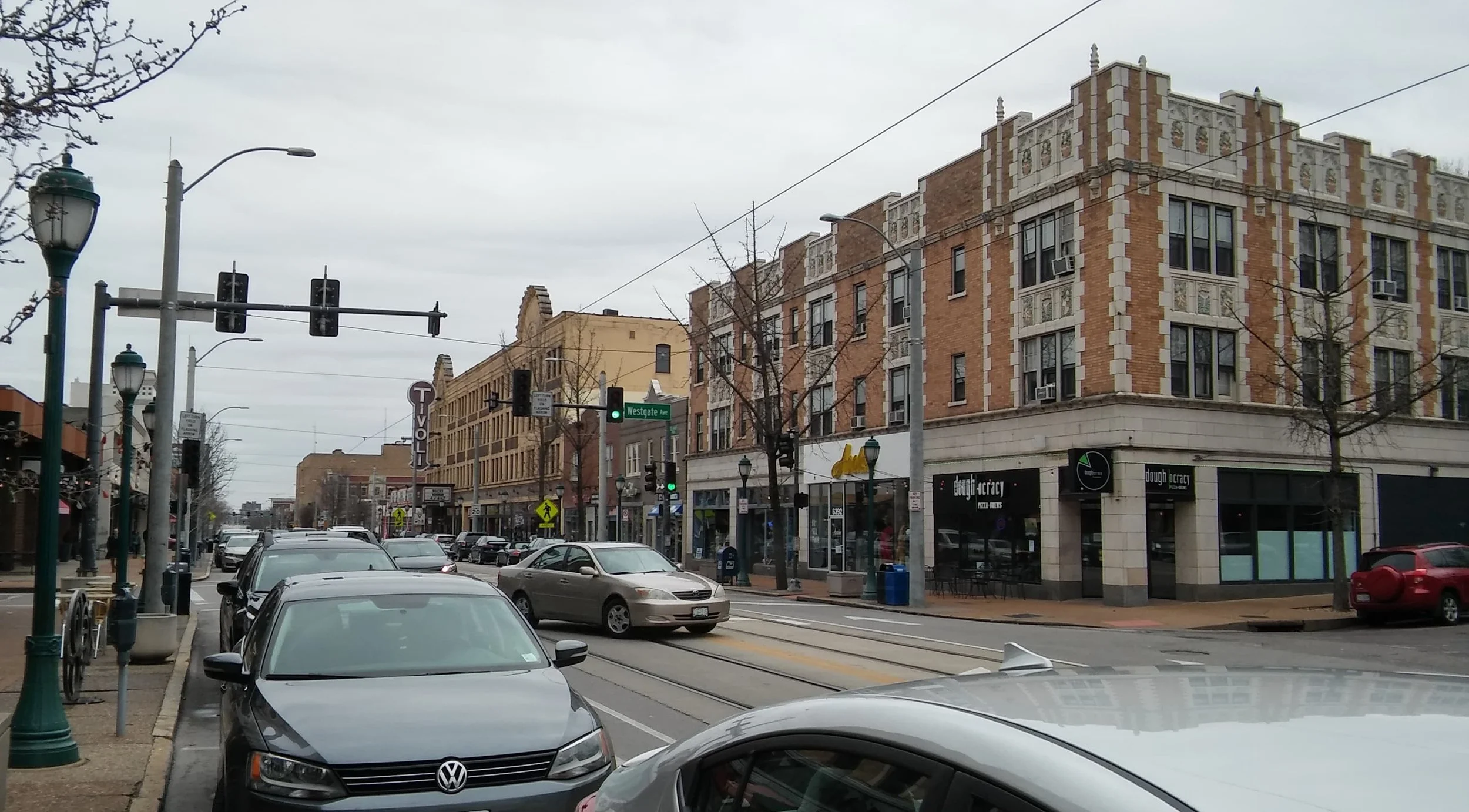St. Louis streets are now home to a new and fairly pointless trolley loop. (Source: George Zhou)