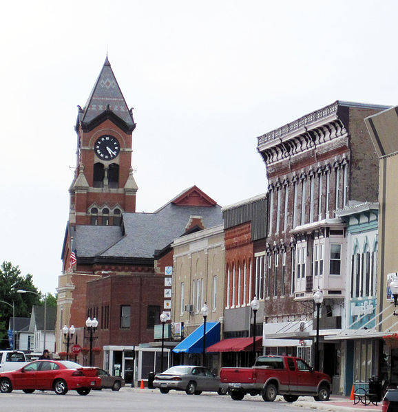 Washington (population 7,424 — up 154 since 2010) has restored its historic downtown square (Source: Billwhittaker )