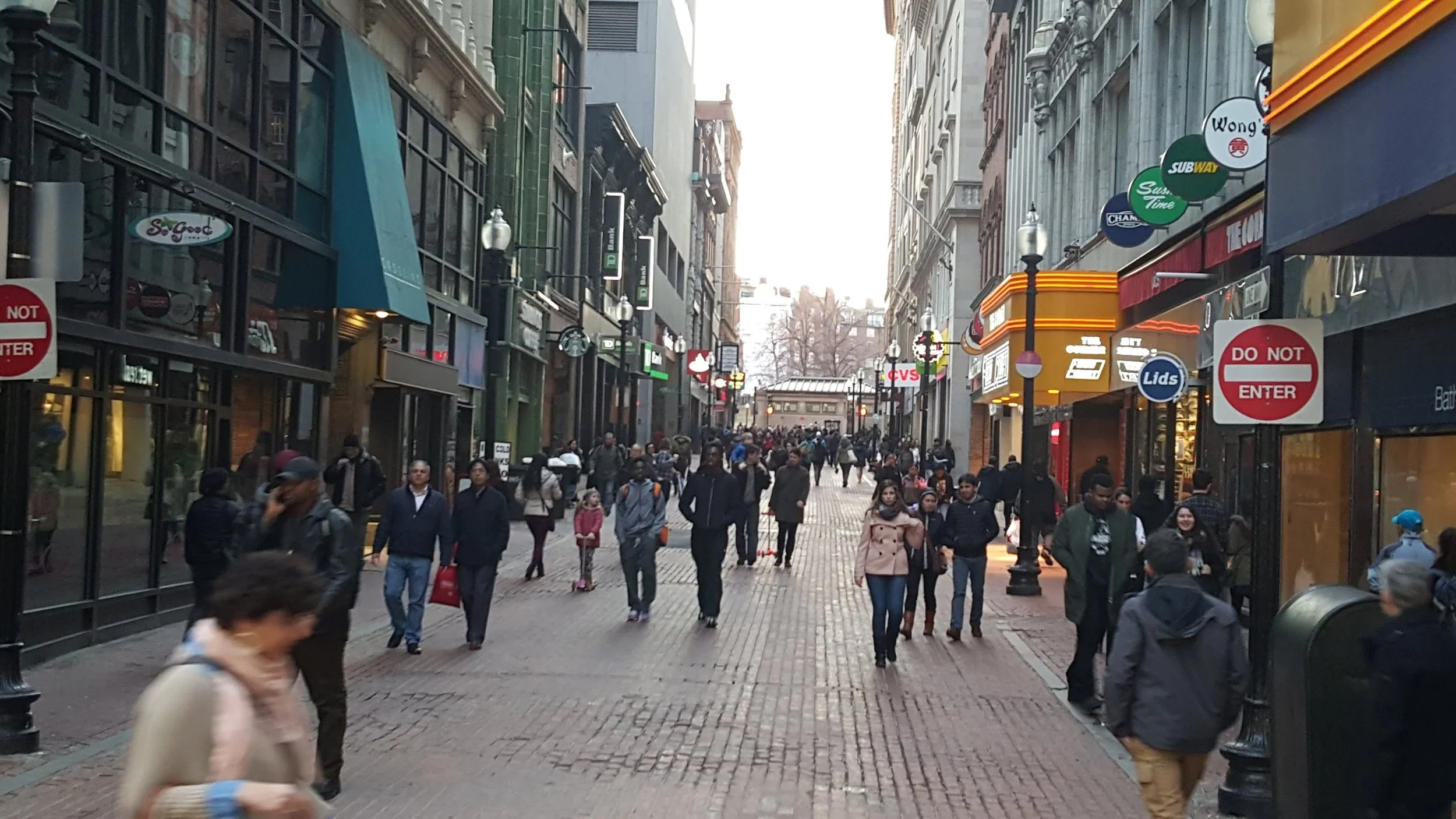 A shopping street at Boston’s downtown crossing. 100% for people.
