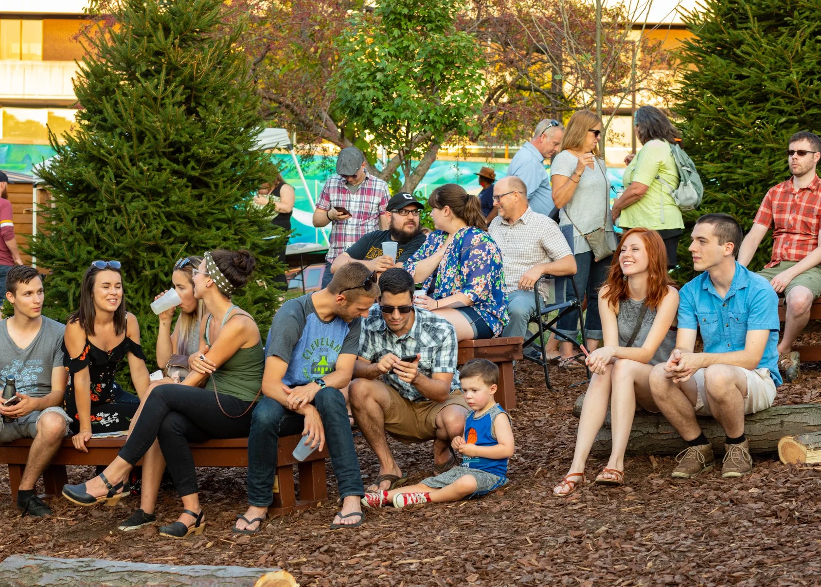 A Forest on the Freeway: "Innerbelt National Forest" Swaps Concrete for Community
