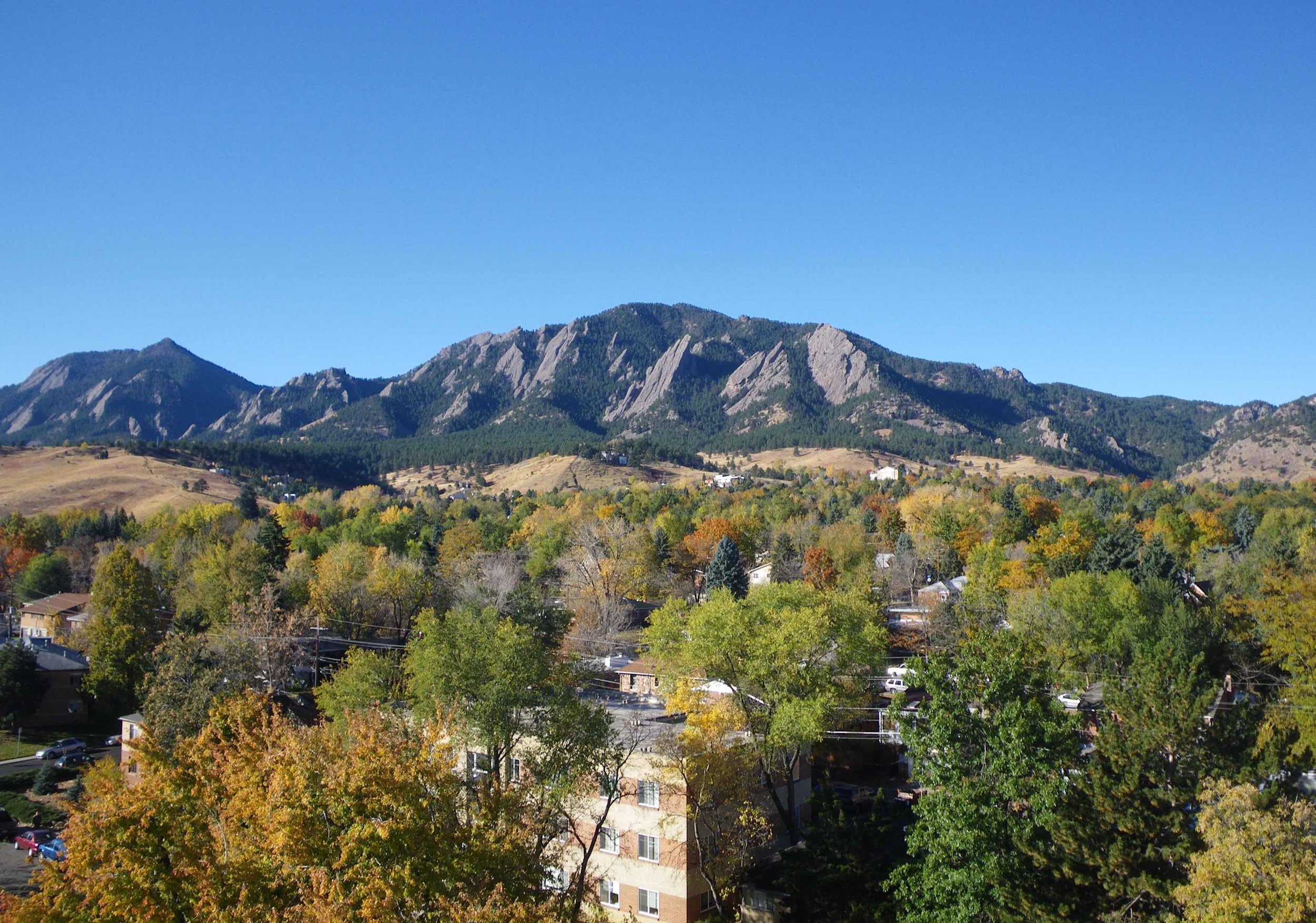 Boulder neighborhood at the foot of the Flatirons (Wikimedia Commons)