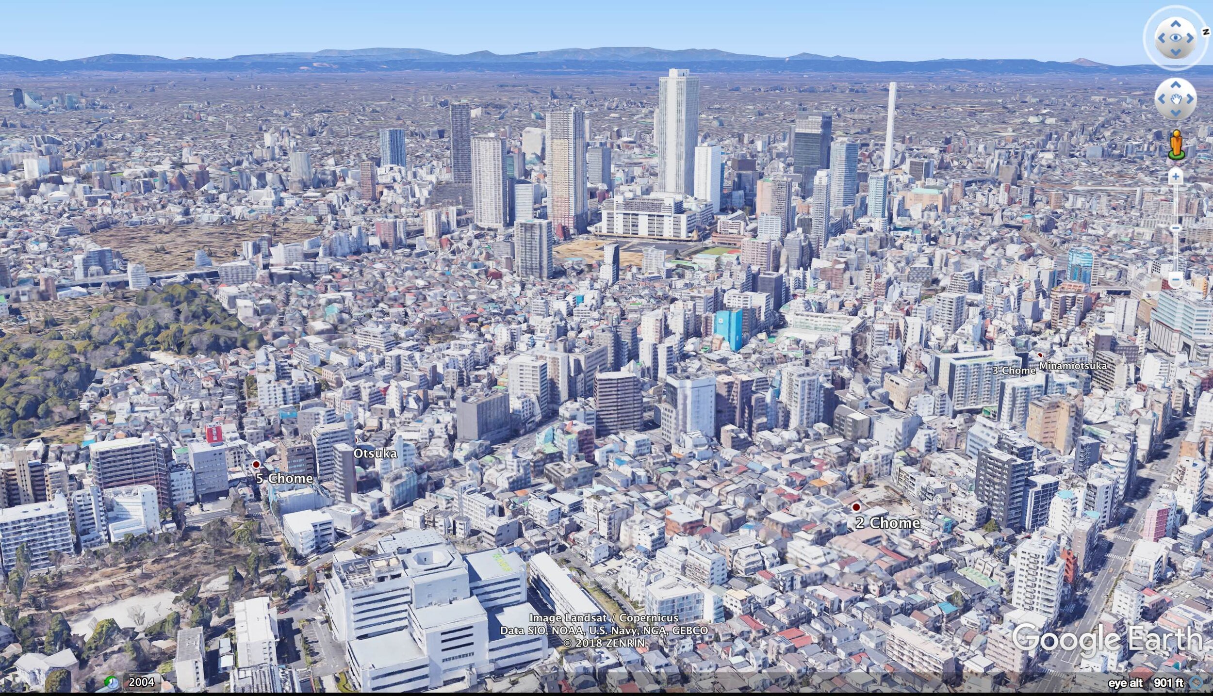 A mix of high-rise, low-rise, and mid-rise buildings characterizes Tokyo. Organic gradations, not sudden transitions.