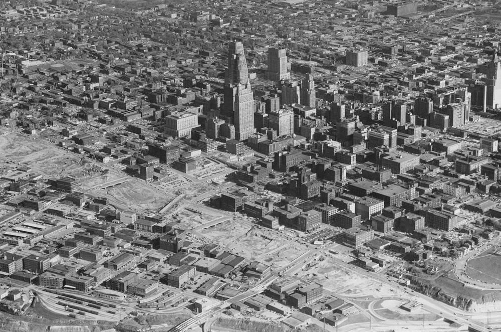 Downtown Kansas City, MO in 1957, showing the area cleared for the Downtown Loop freeway. Source: Missouri Valley Special Collections, Kansas City Public Library.