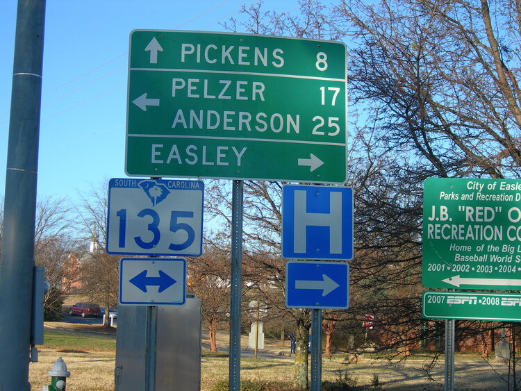Highway signs in South Carolina. Image via Flickr .