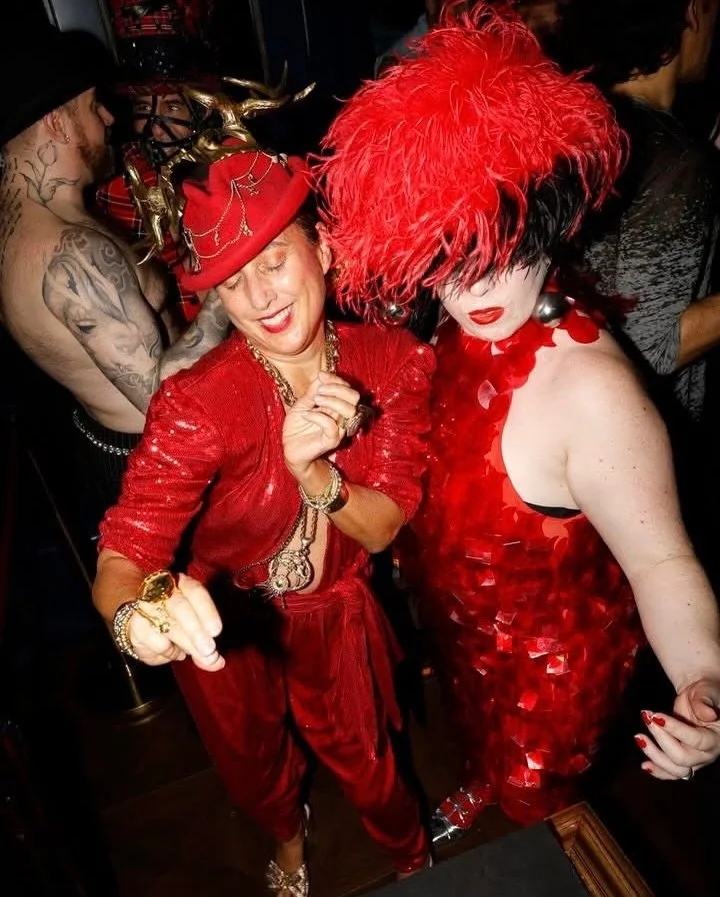 Photos are up from December&rsquo;s edition of Simon Says!!! Did you make in the collection? Also, don&rsquo;t miss out on January, get your tickets now!!!
.
⬆️ Links in Bio ⬆️
.
📸: @thecobrasnake