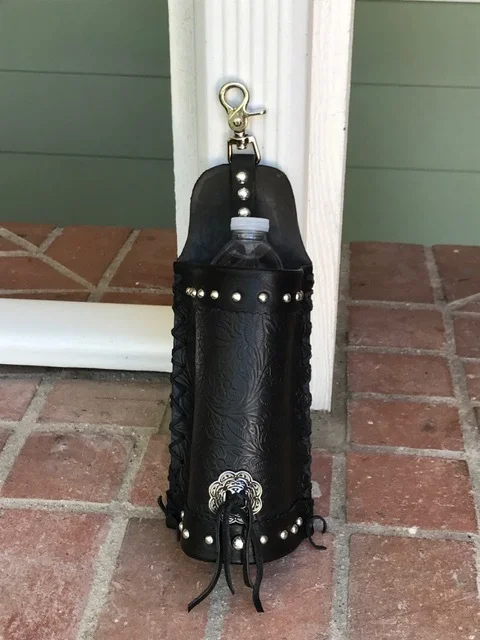SHANNON'S WATER BOTTLE HOLDERR