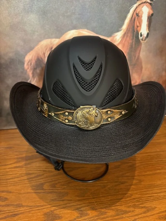 Man Hat2.jpg