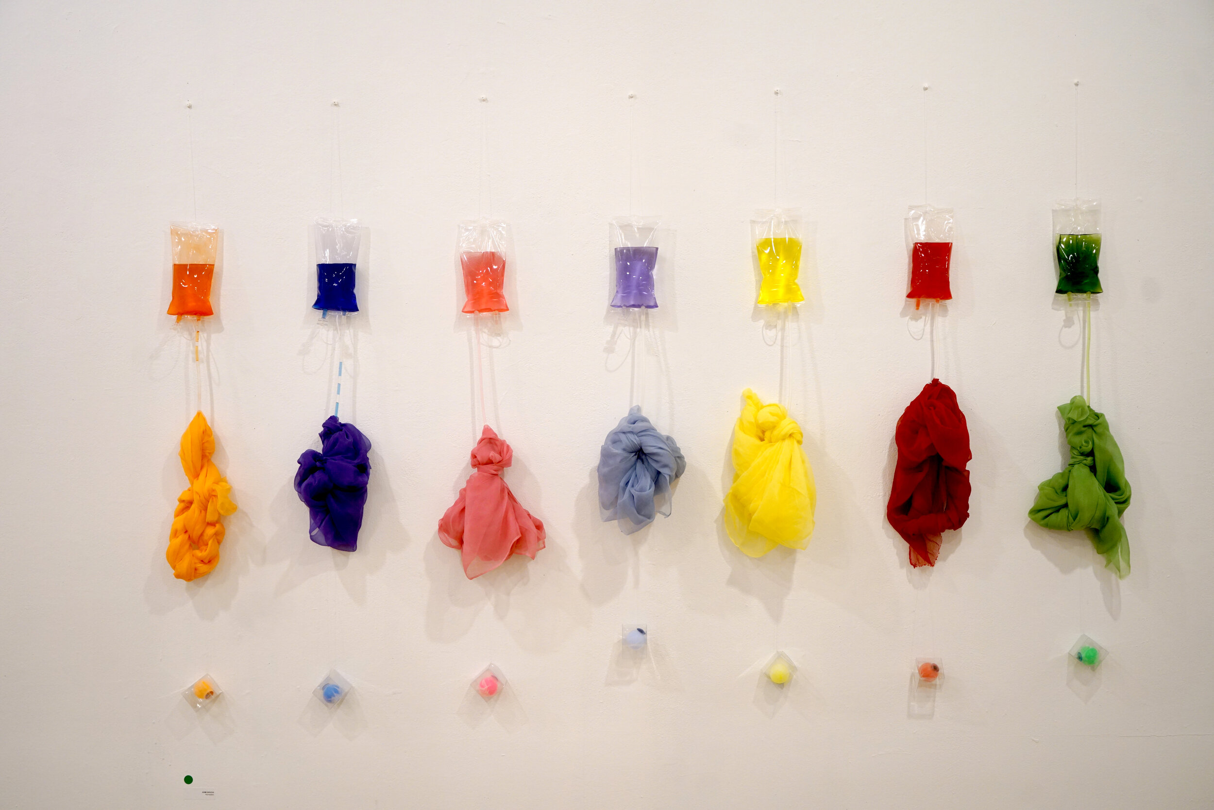  Aomi Kikuchi (PiV ‘18),  Permeation , 2019. Silk gauze, acid dye, drip pack, ping-pong ball, glass eye, nylon thread; ca. 48 x 92 x 6 in. 